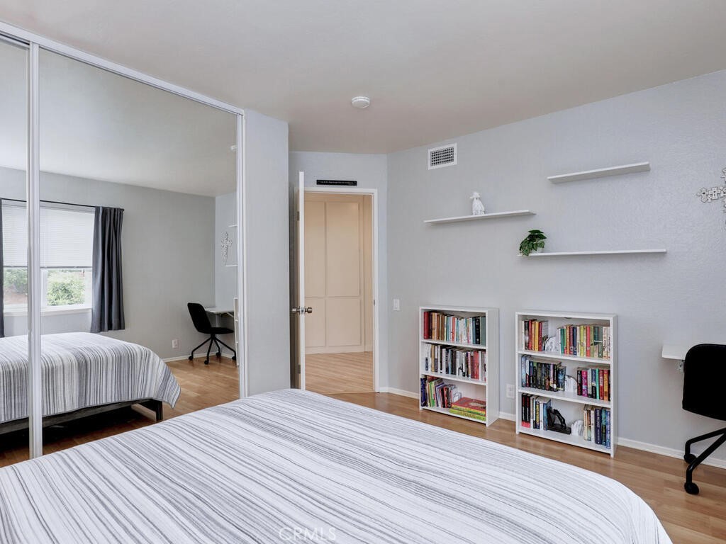 27415 Sereno