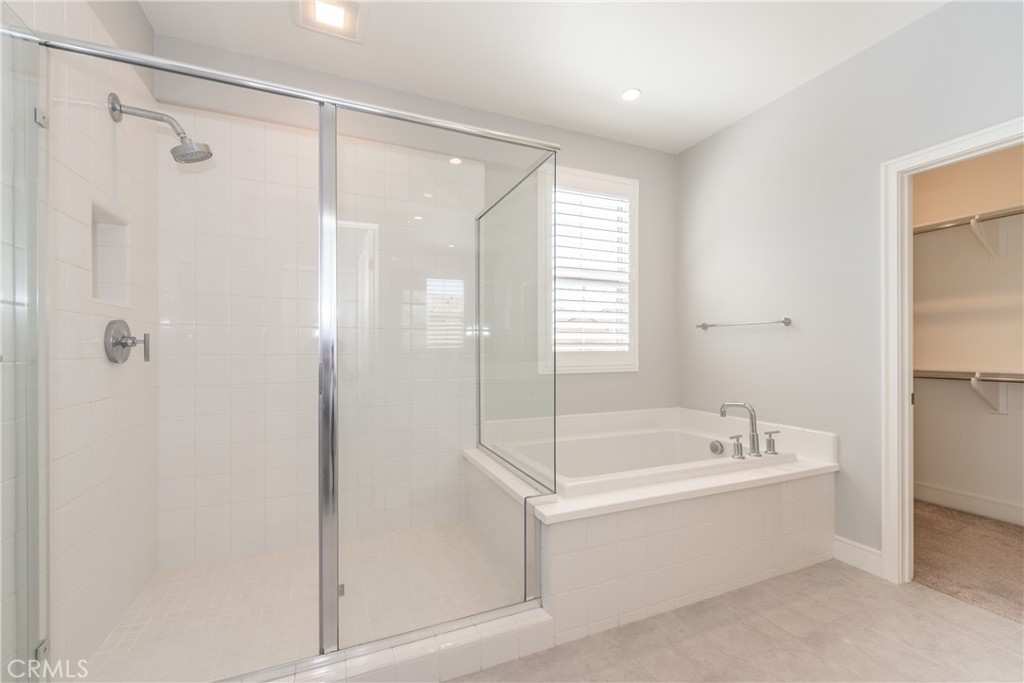 119 Plum Lily