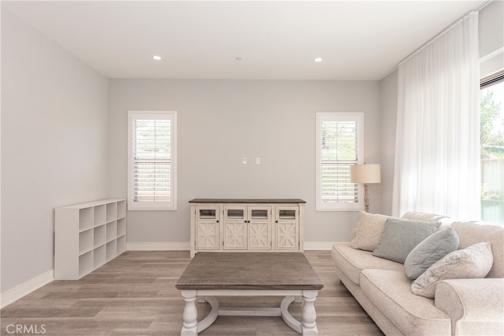 119 Plum Lily