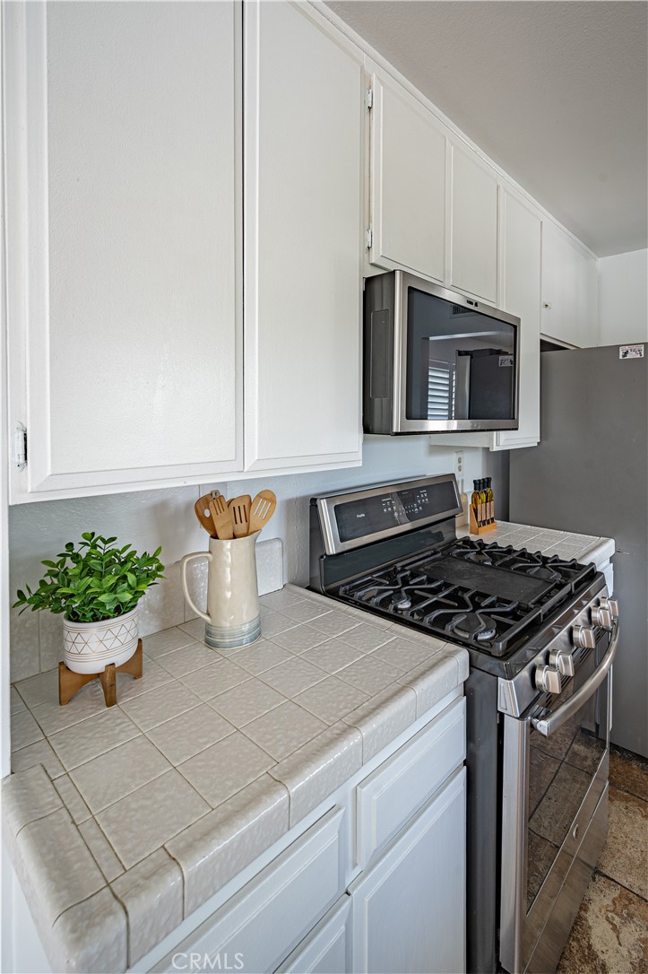 25676 Williamsburg Court