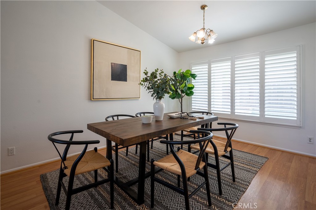 25676 Williamsburg Court