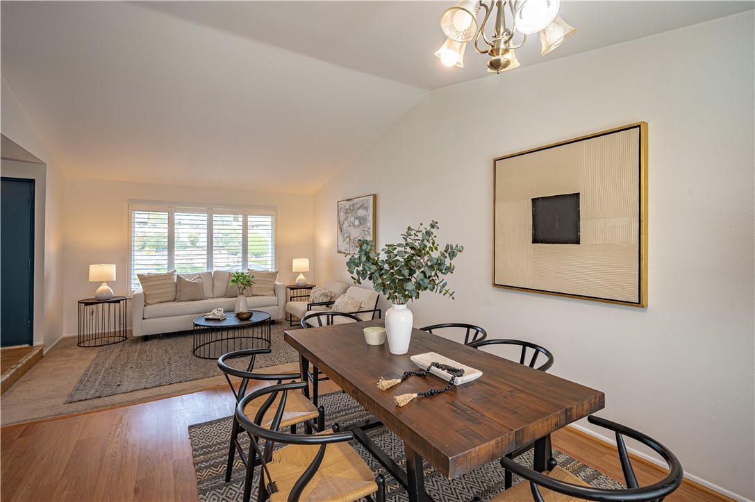 25676 Williamsburg Court