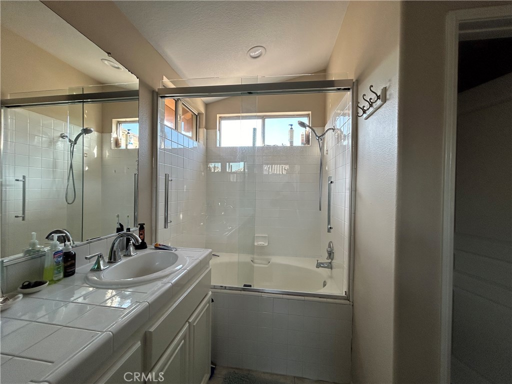 737 Paseo Westpark
