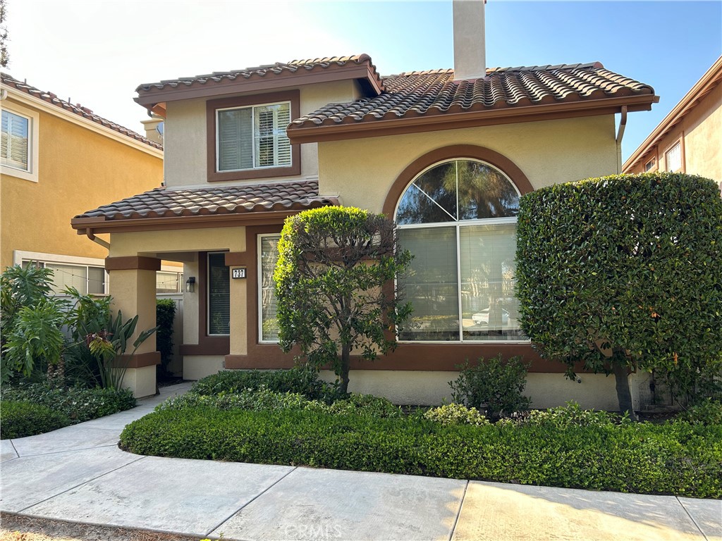 737 Paseo Westpark