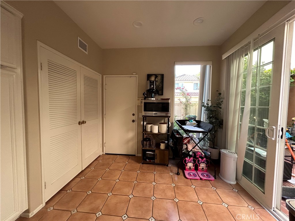 737 Paseo Westpark