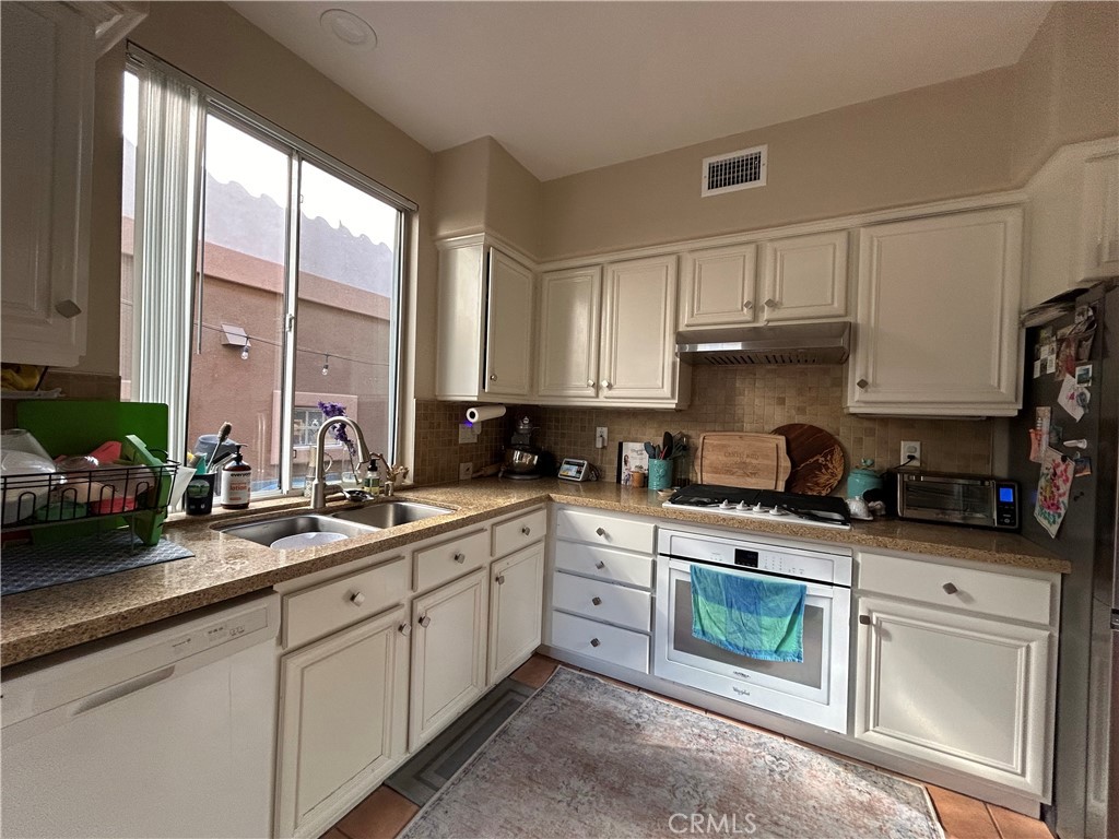 737 Paseo Westpark