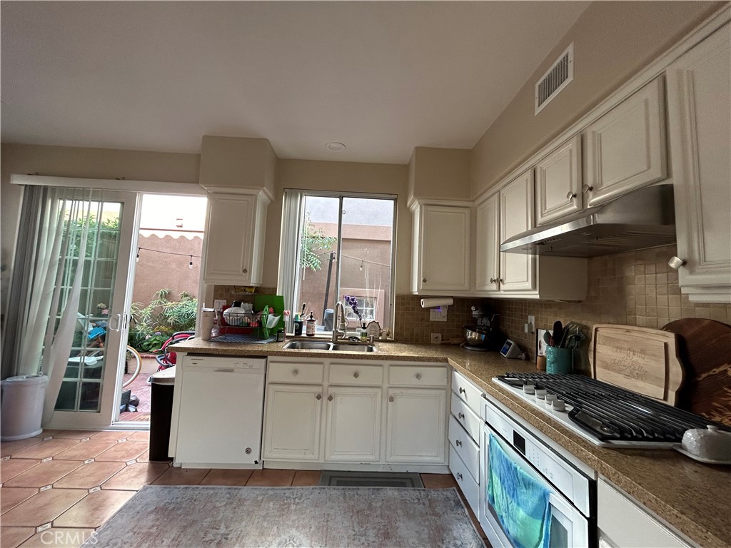 737 Paseo Westpark