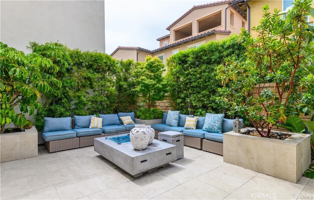 328 Pinnacle Drive