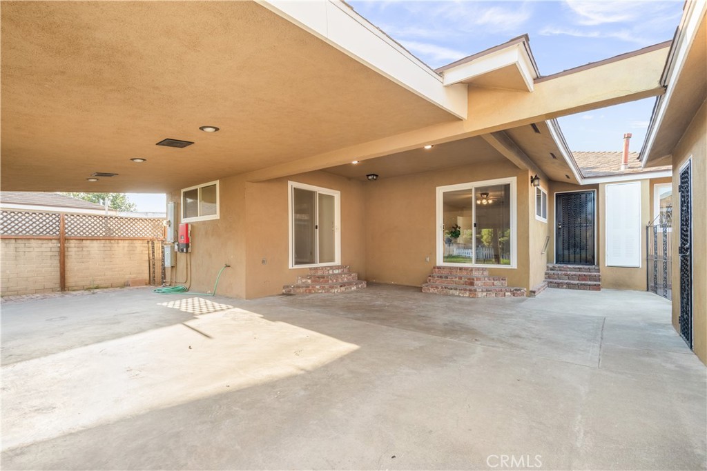 11332 Elmcrest Street