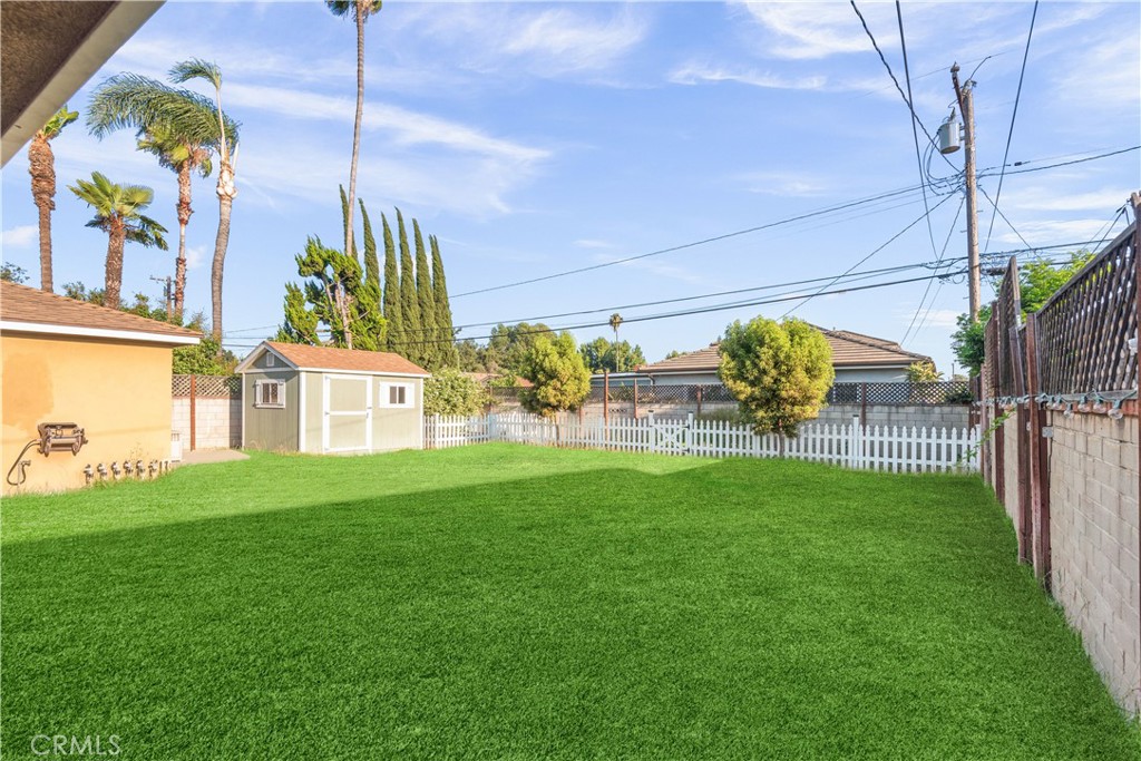 11332 Elmcrest Street