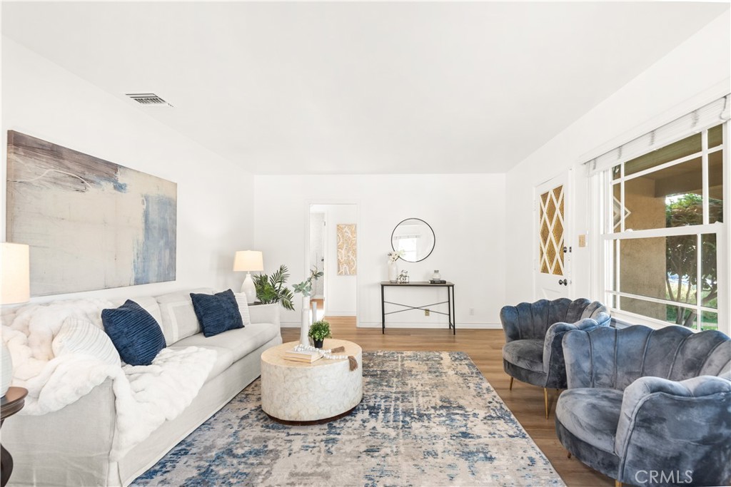 11332 Elmcrest Street