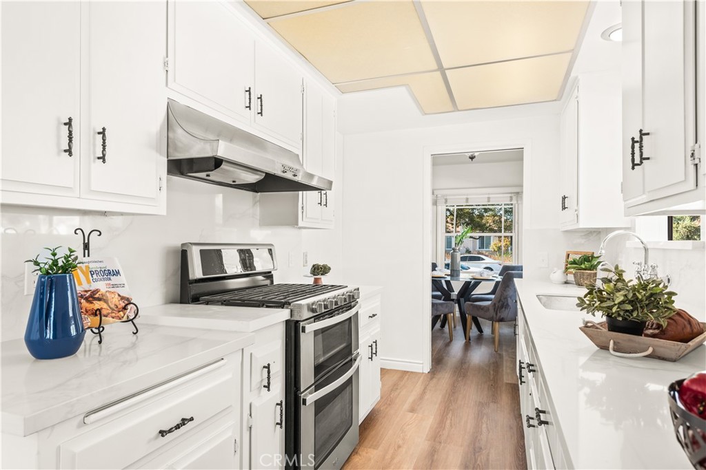 11332 Elmcrest Street