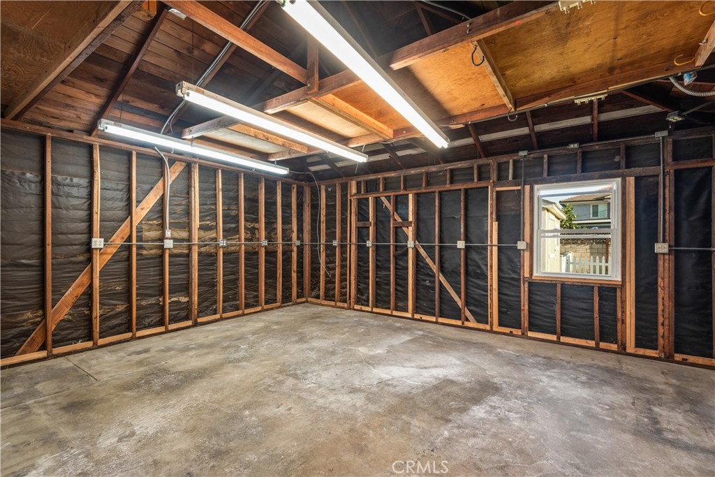 11332 Elmcrest Street