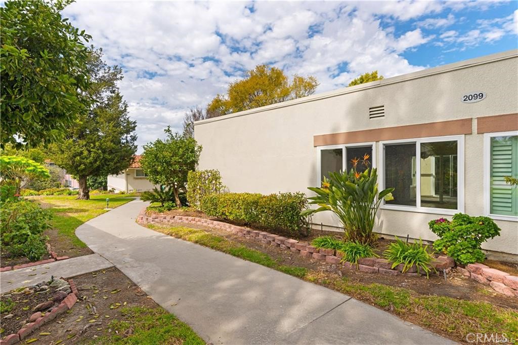 2099 Ronda Granada D