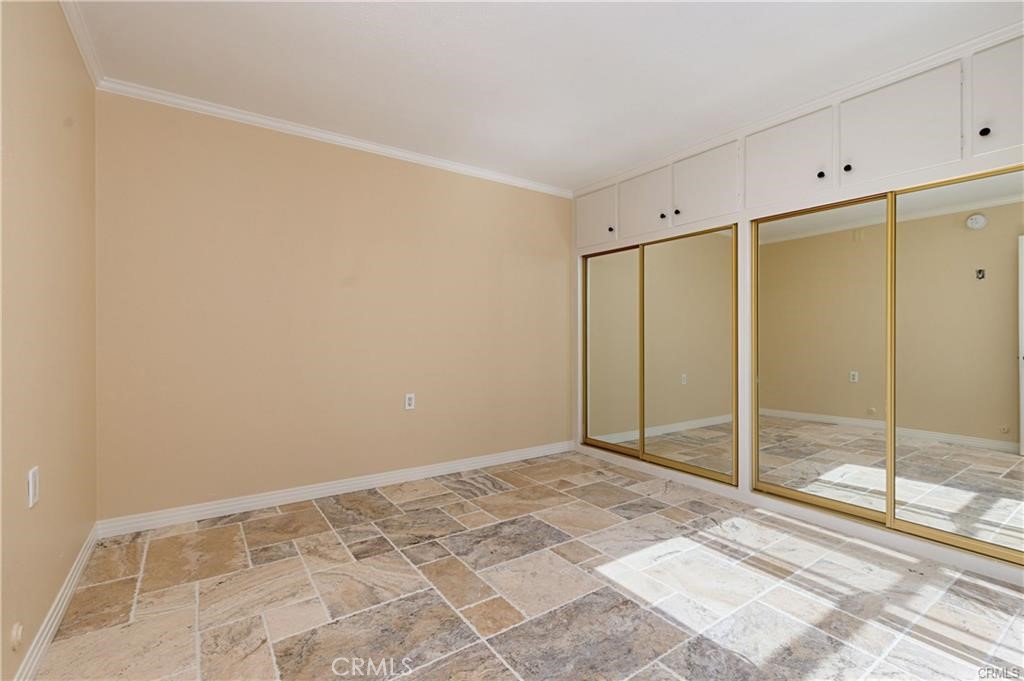 2099 Ronda Granada D