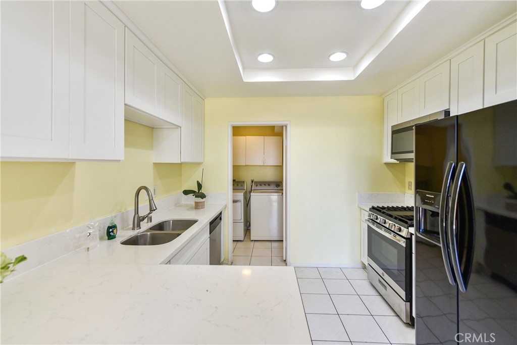 21 Giovanni Aisle 367