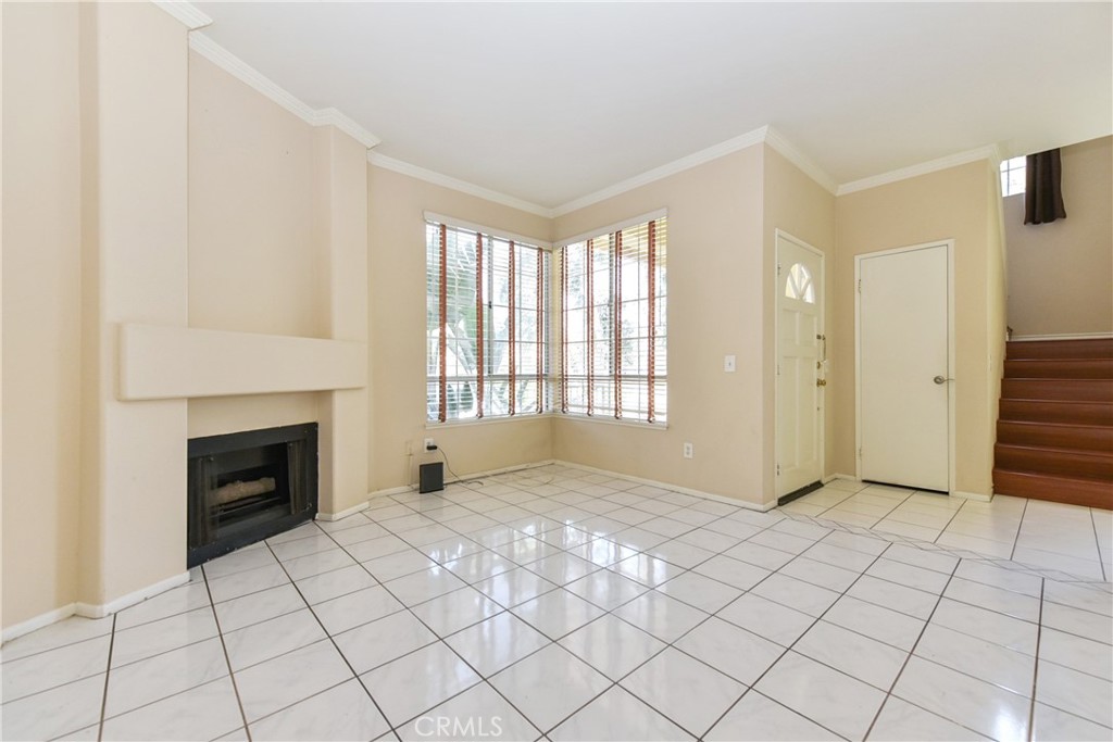 21 Giovanni Aisle 367