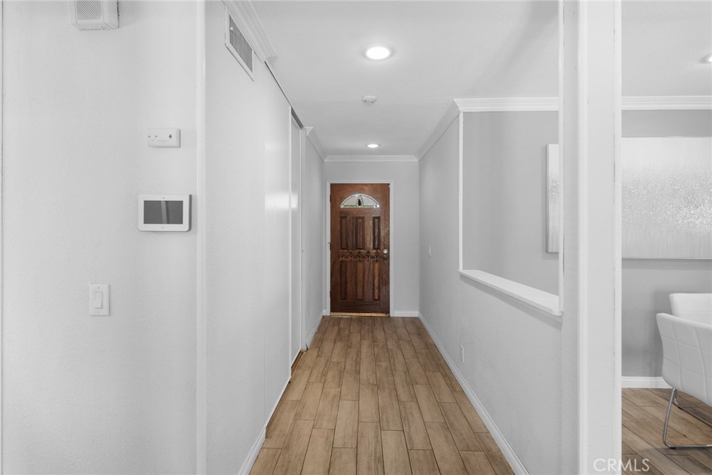 1917 S Grandview Lane