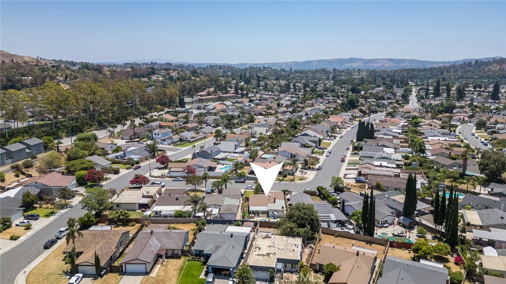 1917 S Grandview Lane