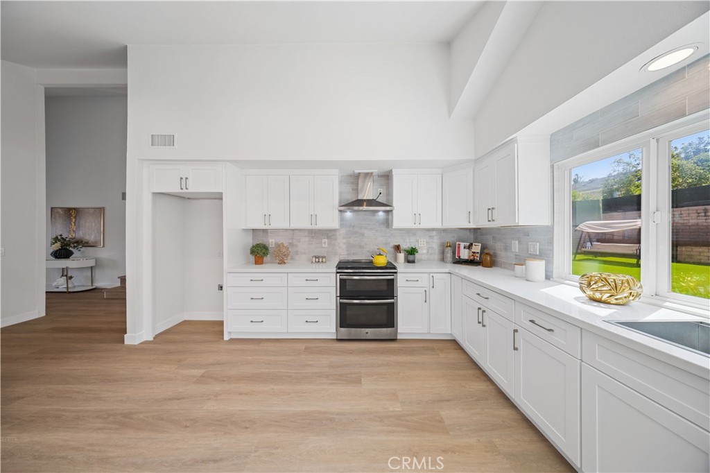 24892 Overland Drive