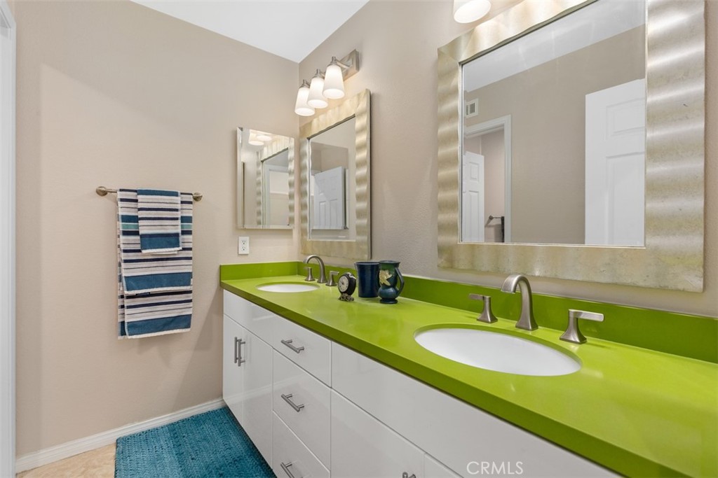 3000 S Augusta Court