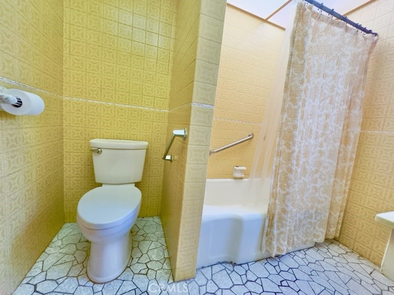 2075 Mcpherson Avenue