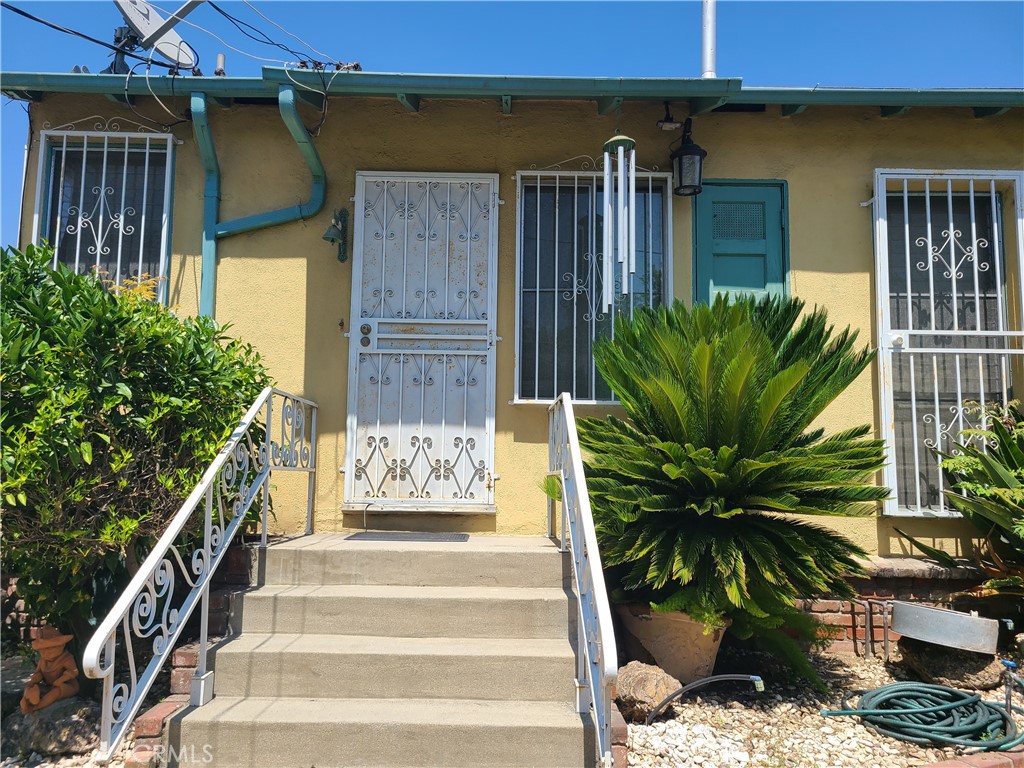 2075 Mcpherson Avenue
