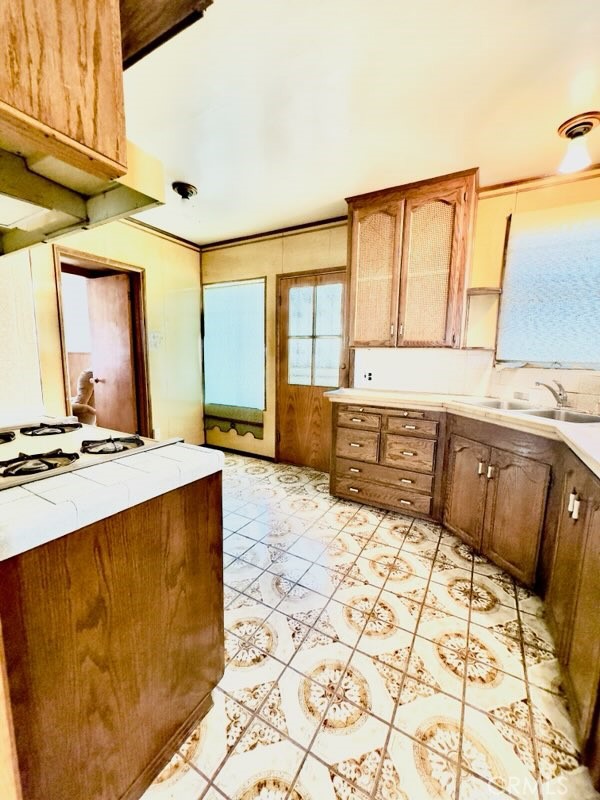 2075 Mcpherson Avenue