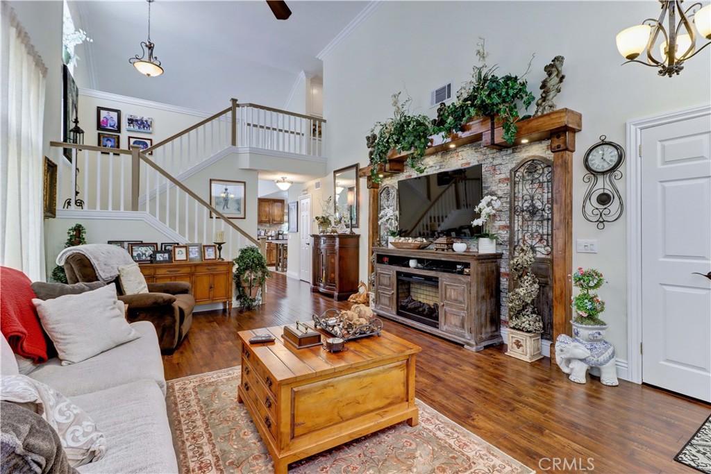 525 S Cinnamon Way 36