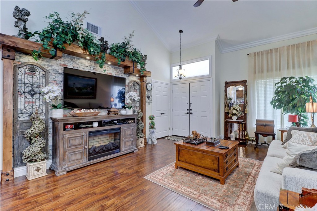 525 S Cinnamon Way 36