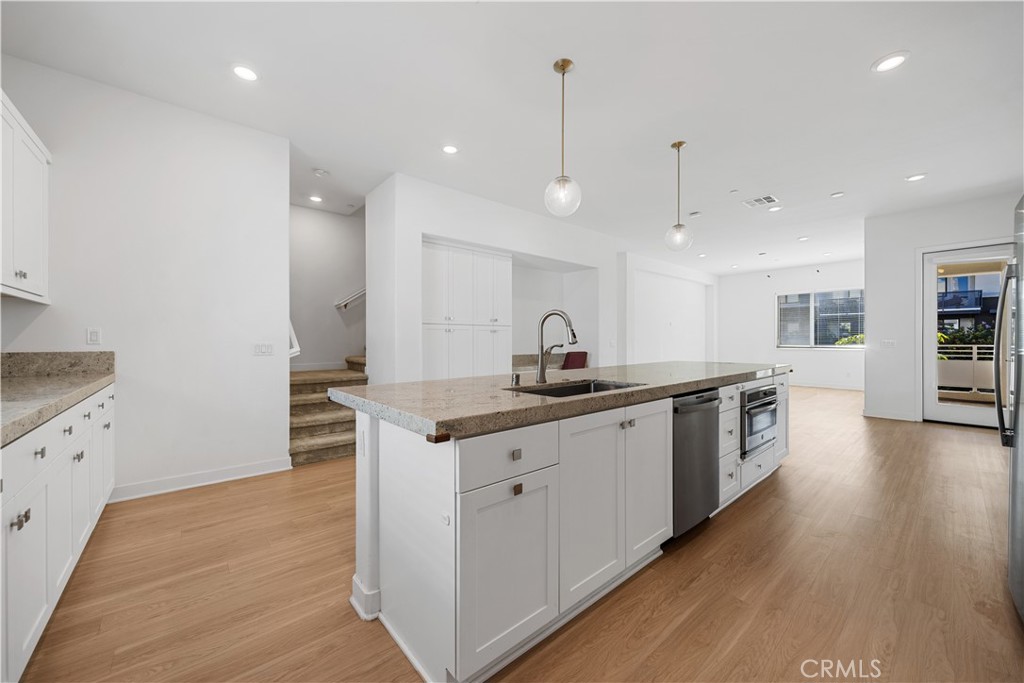 1860 S Westside Drive 19