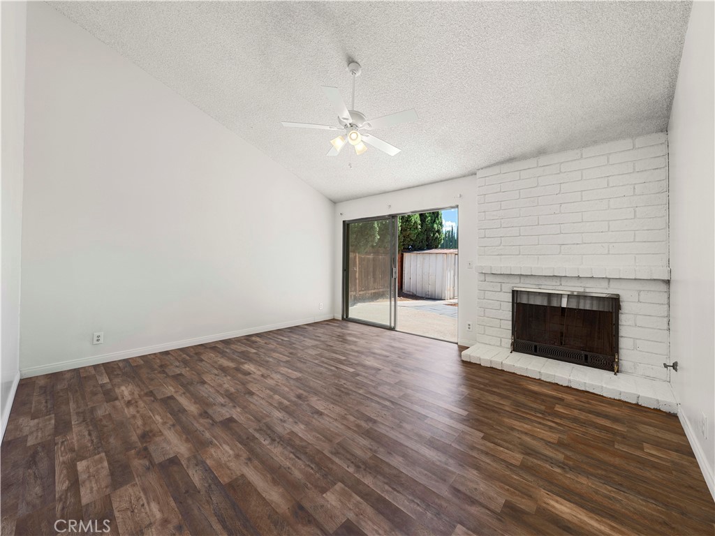 5092 Yearling Avenue