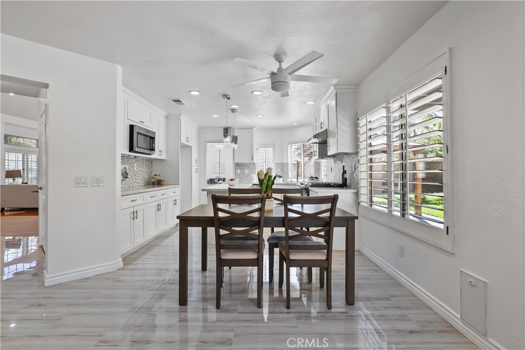 28140 Meadow Land Drive