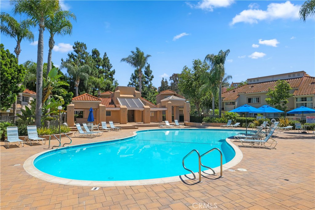 27278 Ryan Dr