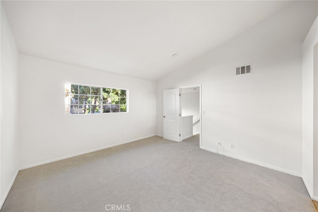 27278 Ryan Dr