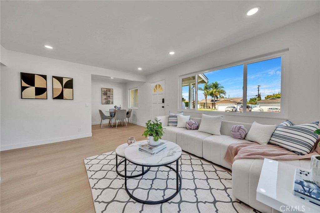 18448 La Guardia st