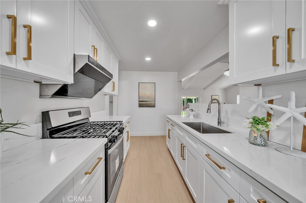 18448 La Guardia st