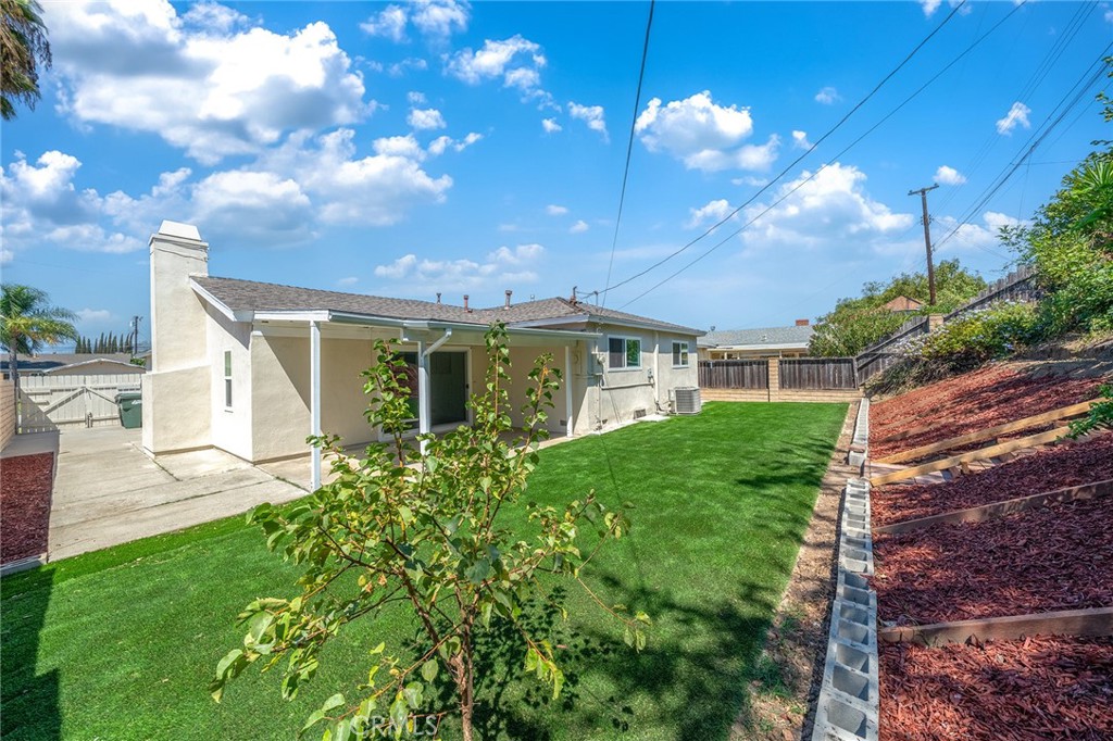18448 La Guardia st