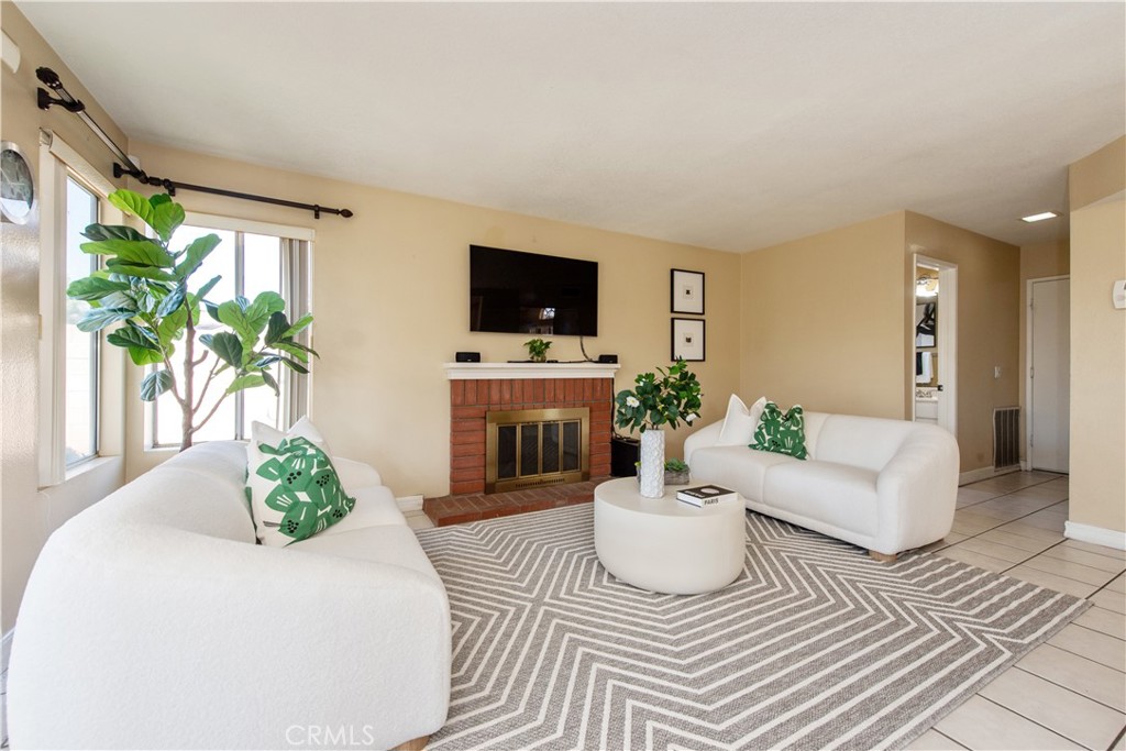 5081 Chesapeake Street