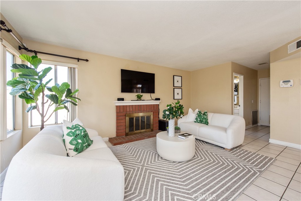 5081 Chesapeake Street