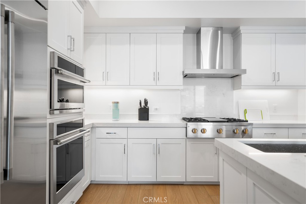 2602 Rivington