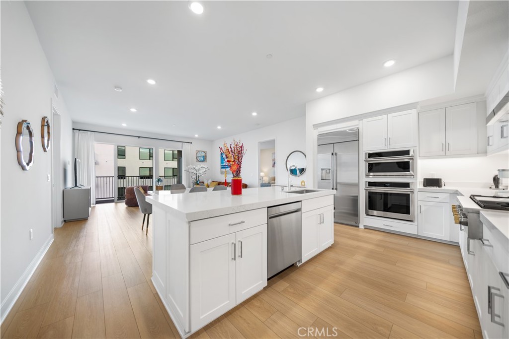 2602 Rivington