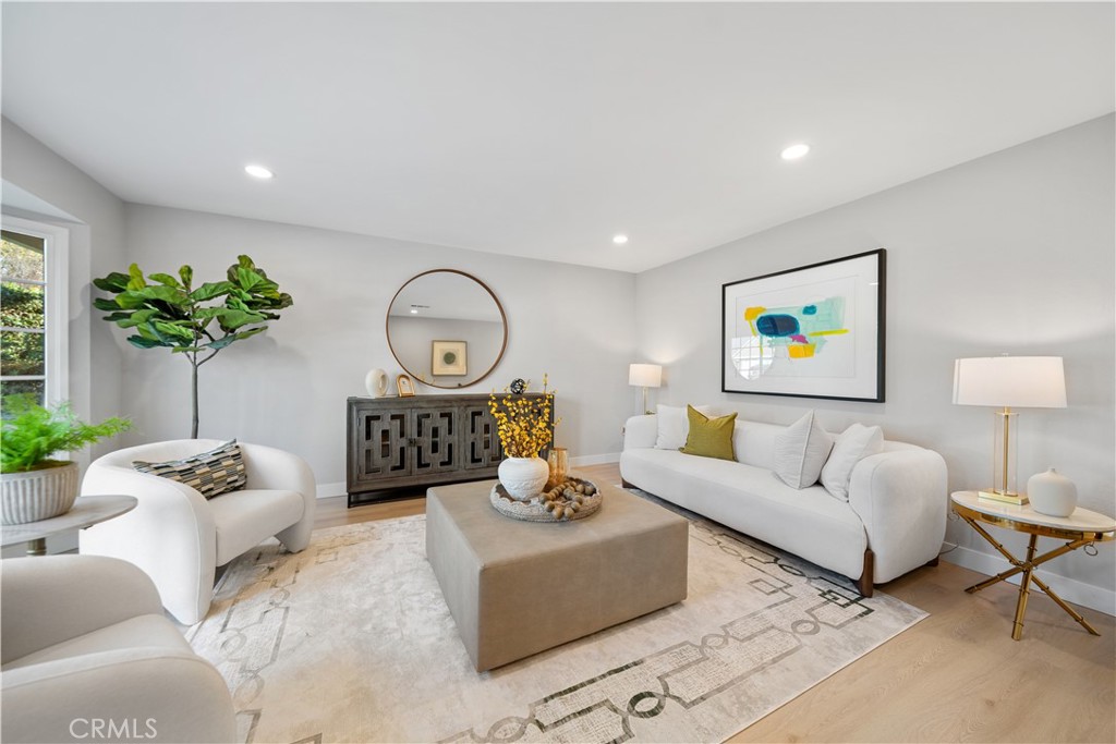 15441 Cherbourg Avenue