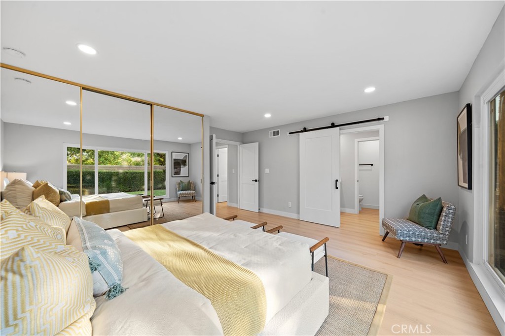 15441 Cherbourg Avenue