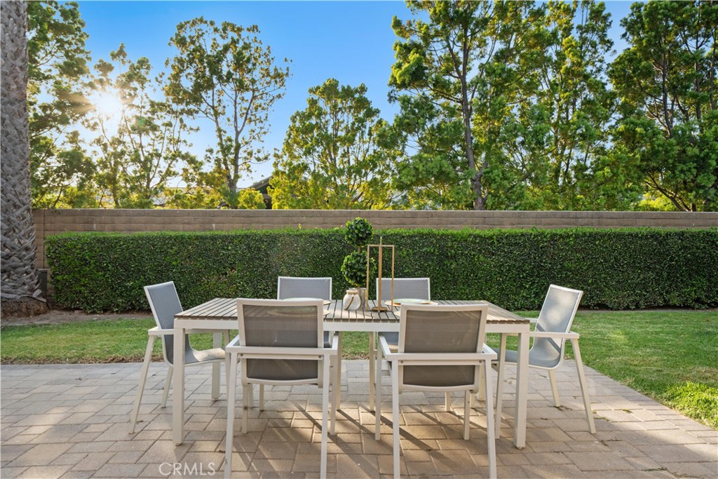 15441 Cherbourg Avenue