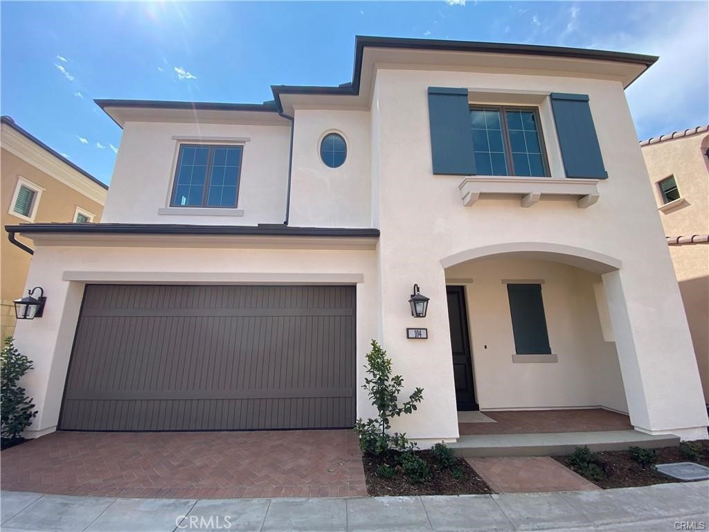 104 Lomita