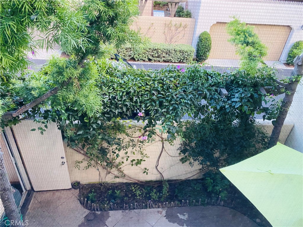 85 Canyoncrest