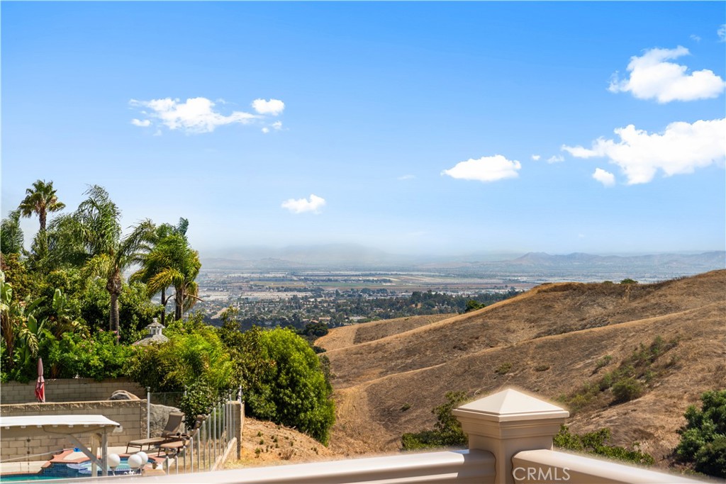 1571 Rancho Hills Drive