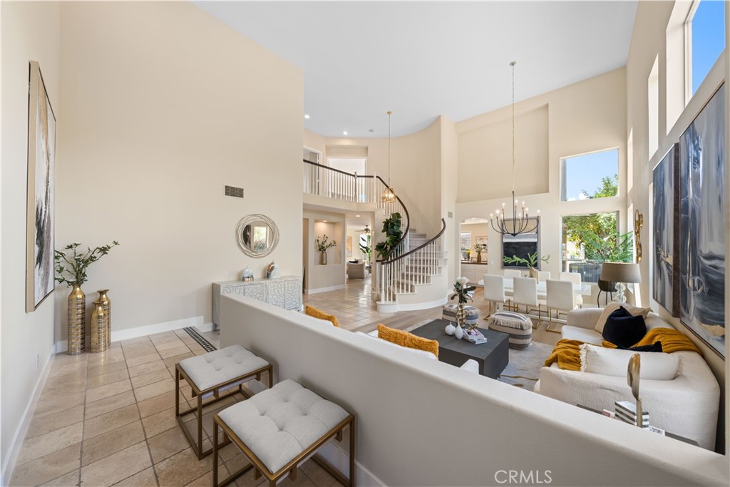 1571 Rancho Hills Drive