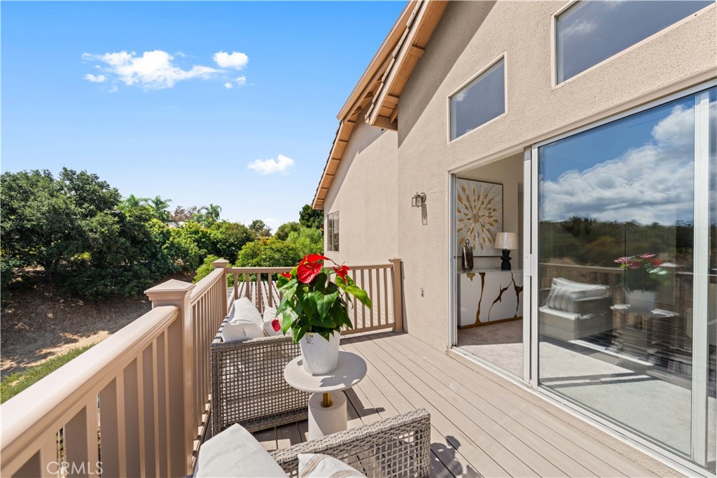 1571 Rancho Hills Drive